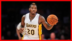 ورود بازیکن سابق NBA به تهران برای پیوستن به تیم استقلال