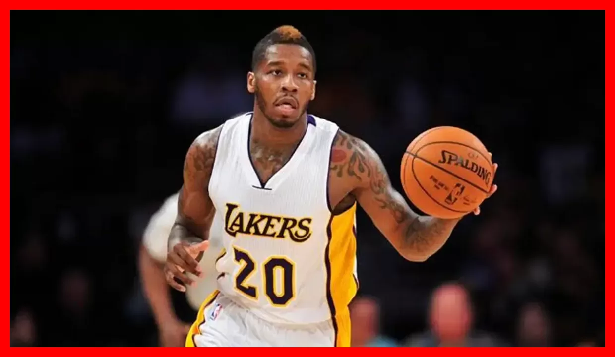ورود بازیکن سابق NBA به تهران برای پیوستن به تیم استقلال