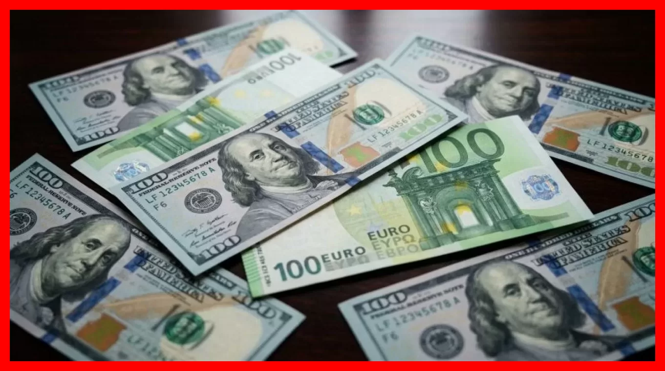 قیمت لحظه‌ای دلار و یورو در سه‌شنبه 7 مهر ماه 1402