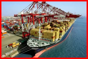 تشدید فصل توفان‌ها فعالیت بنادر آسیایی را به شدت مختل کرد