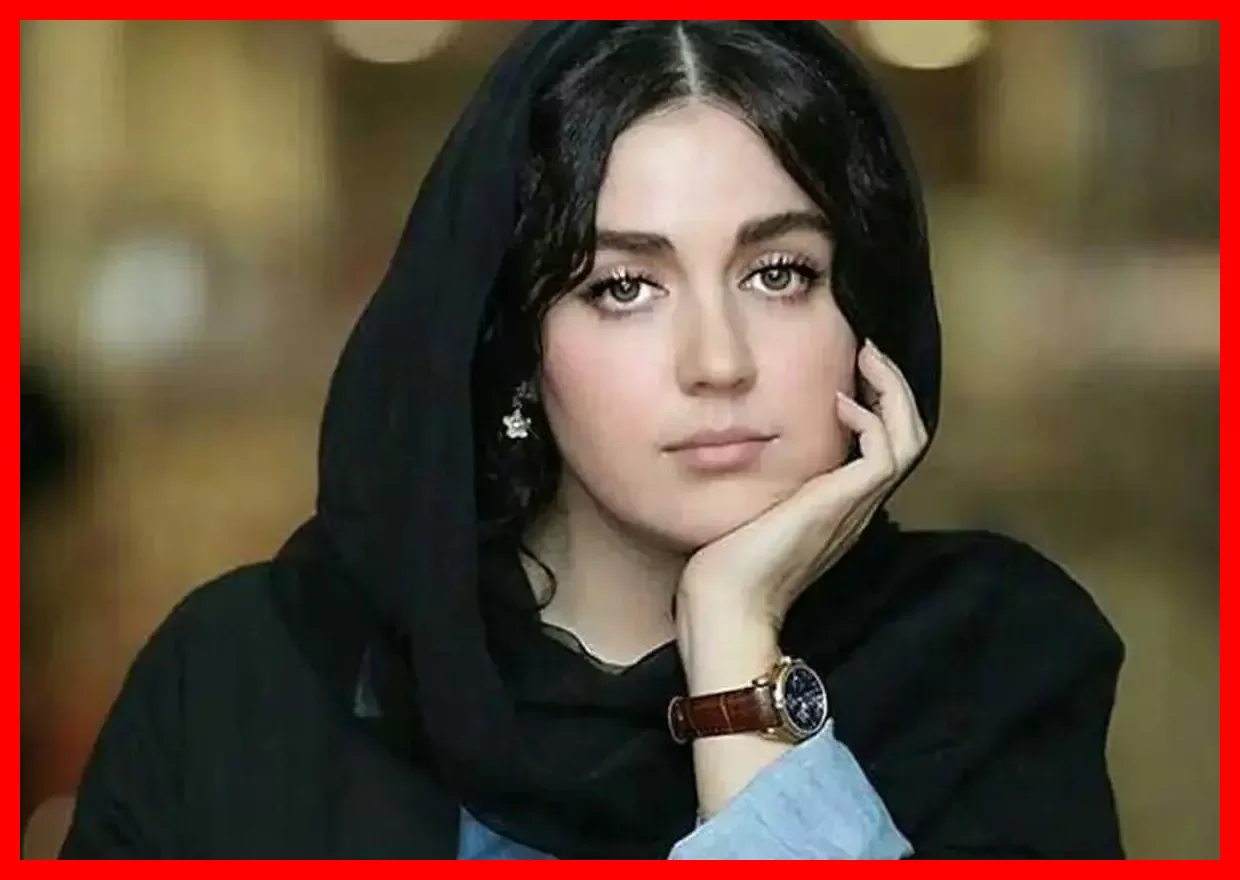 جذابیت بینظیر افسانه پاکرو در ۴۳ سالگی همچنان خیرهکننده است