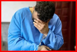 مرد تهرانی پس از خودکشی همسرش متوجه شد فرزندشان نتیجه خیانت بوده است