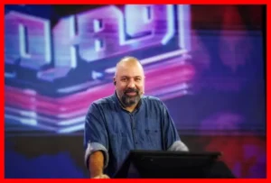 وقتی علی اوجی روی صحنه بود، کیش ۴ بار بمباران شد!