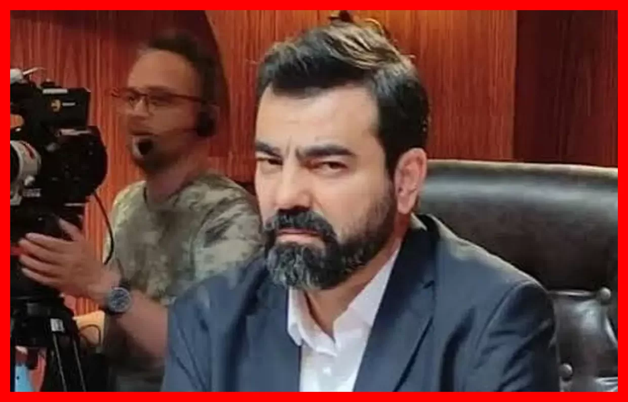 واکنش غیرمنتظره بهزاد خلج در برخورد با یک هوادار زن