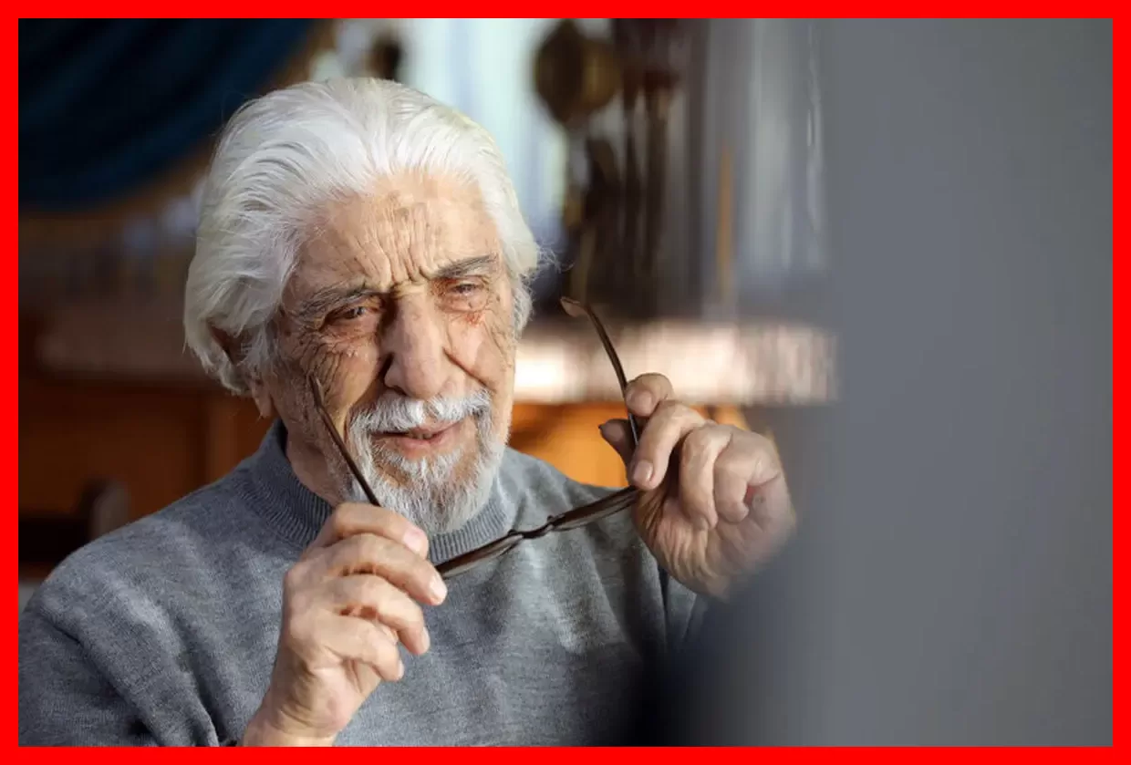 حضور نوشته روی سنگ مزار بازیگر سینما که همه را جذب کرد