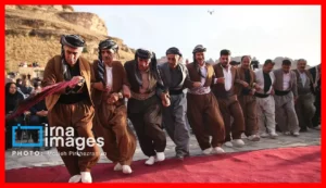 تصاویر دیدنی رقص مردان و نوازندگی دختران و پسران کردستان در جشن مهرگان + عکس‌های ویژه