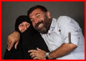 علی انصاریان از شوخی بنفشه‌خواه با مادرش دلخور شد