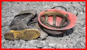 ریزش معدن کرومیت بیدوئیه در کرمان منجر به مرگ پدر و فرزند یک خانواده شد