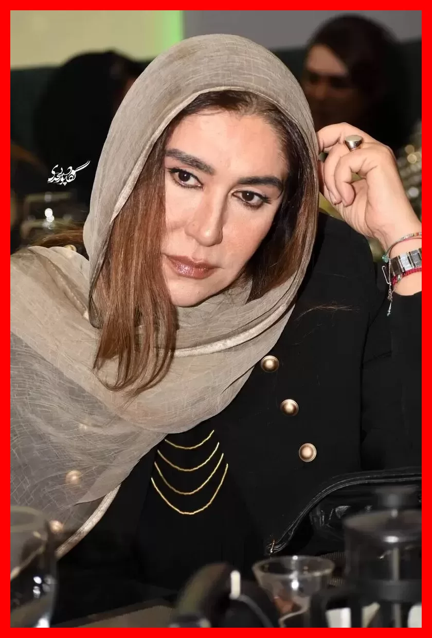 تیپ و استایل خاص هنرمندان در مراسم سالگرد درگذشت فرزند نسرین مقانلو+ تصاویر جذاب