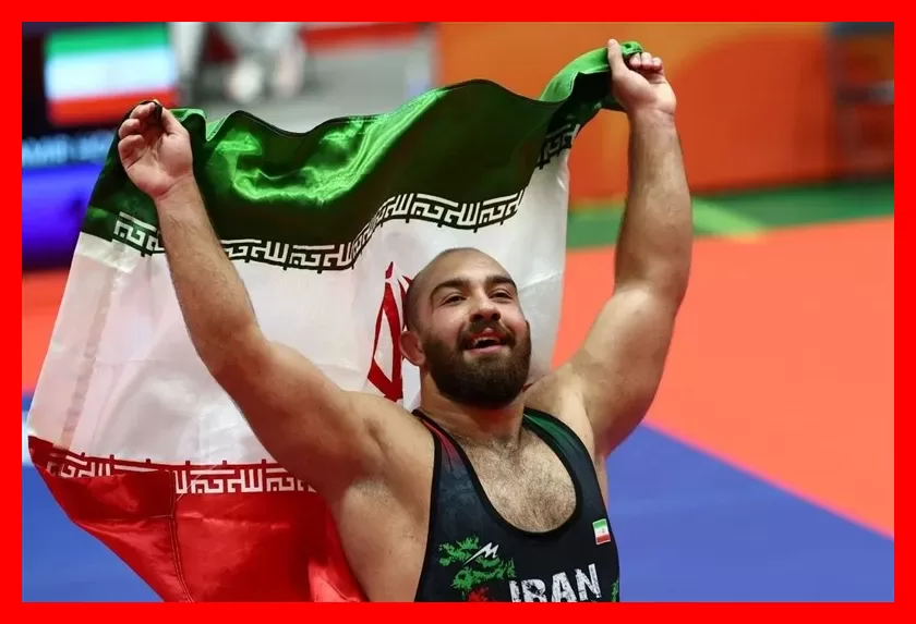 امیرحسین زارع با پیروزی چشمگیر ۱۱ بر صفر مقابل قهرمان جهان روسیه به تاج قهرمانی دست یافت