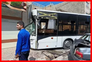 تصادف حیرت‌انگیز اتوبوس شرکت واحد با ساختمان مسکونی در تهران